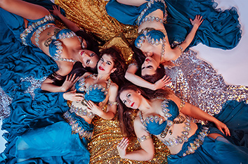 Azadeh-Orientalischer-Tanz-Charlottenburg-Bauchtanz-Berlin-Bellydance-Tanzstudio-Katharina-Joumana-Cafe-am-Nil-Kurse-Workshops-Oriental-Dance-Courses-64x